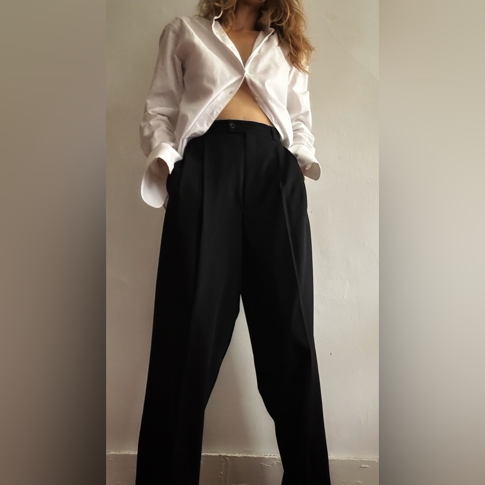 Women’s Black pants